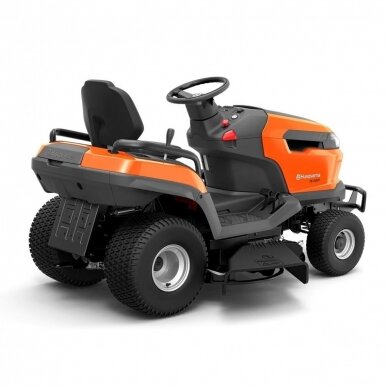 Traktorius HUSQVARNA TS 220T 1 Traktorius HUSQVARNA TS 220T 1
