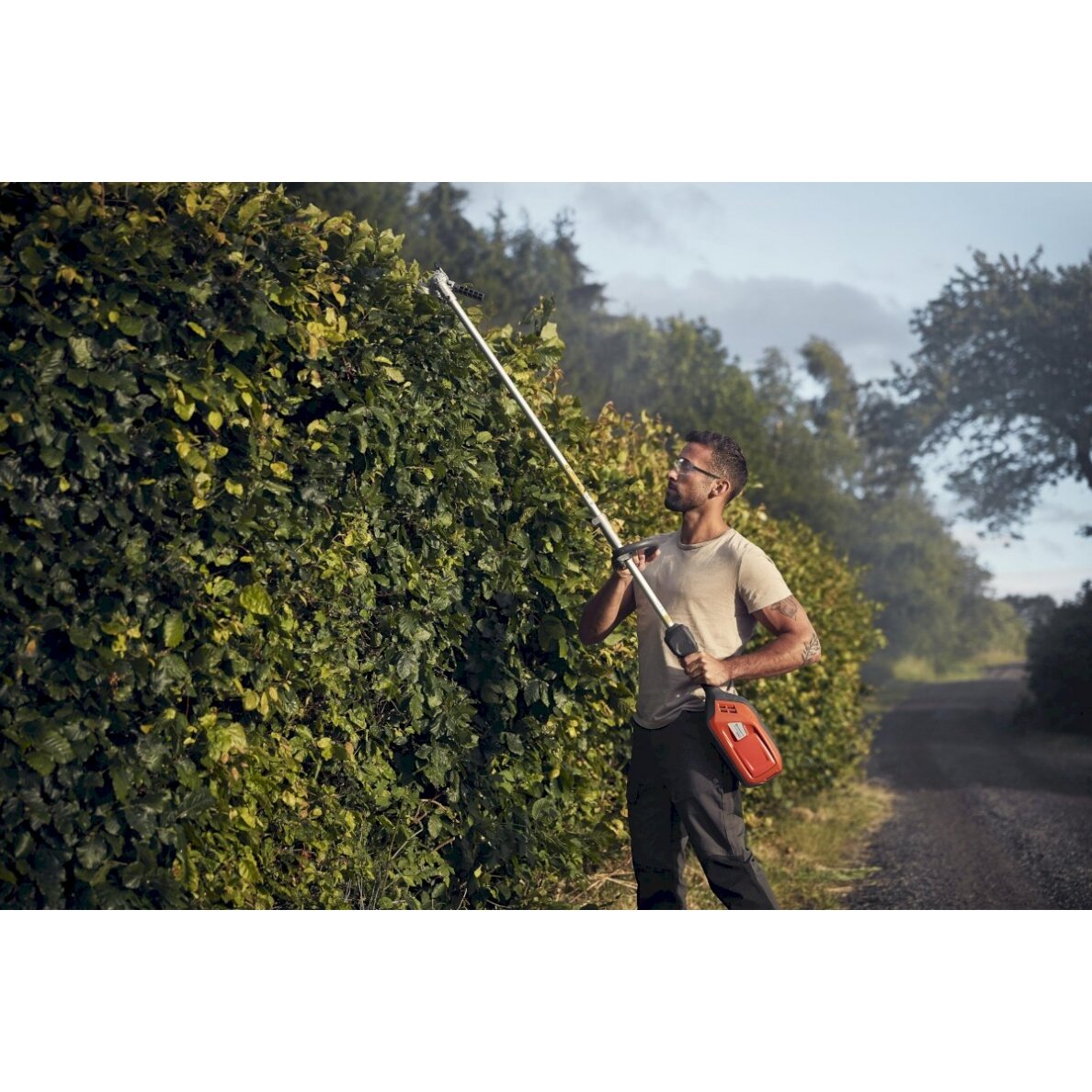 HUSQVARNA 325iLK 4