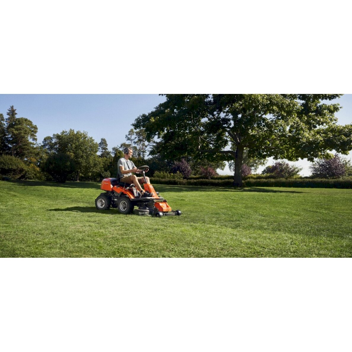 HUSQVARNA R 214T 2 HUSQVARNA R 214T 2