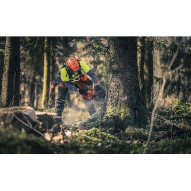 HUSQVARNA 560 XP® 2 HUSQVARNA 560 XP® 2