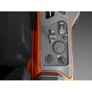 HUSQVARNA RC 320Ts AWD 9 HUSQVARNA RC 320Ts AWD 9