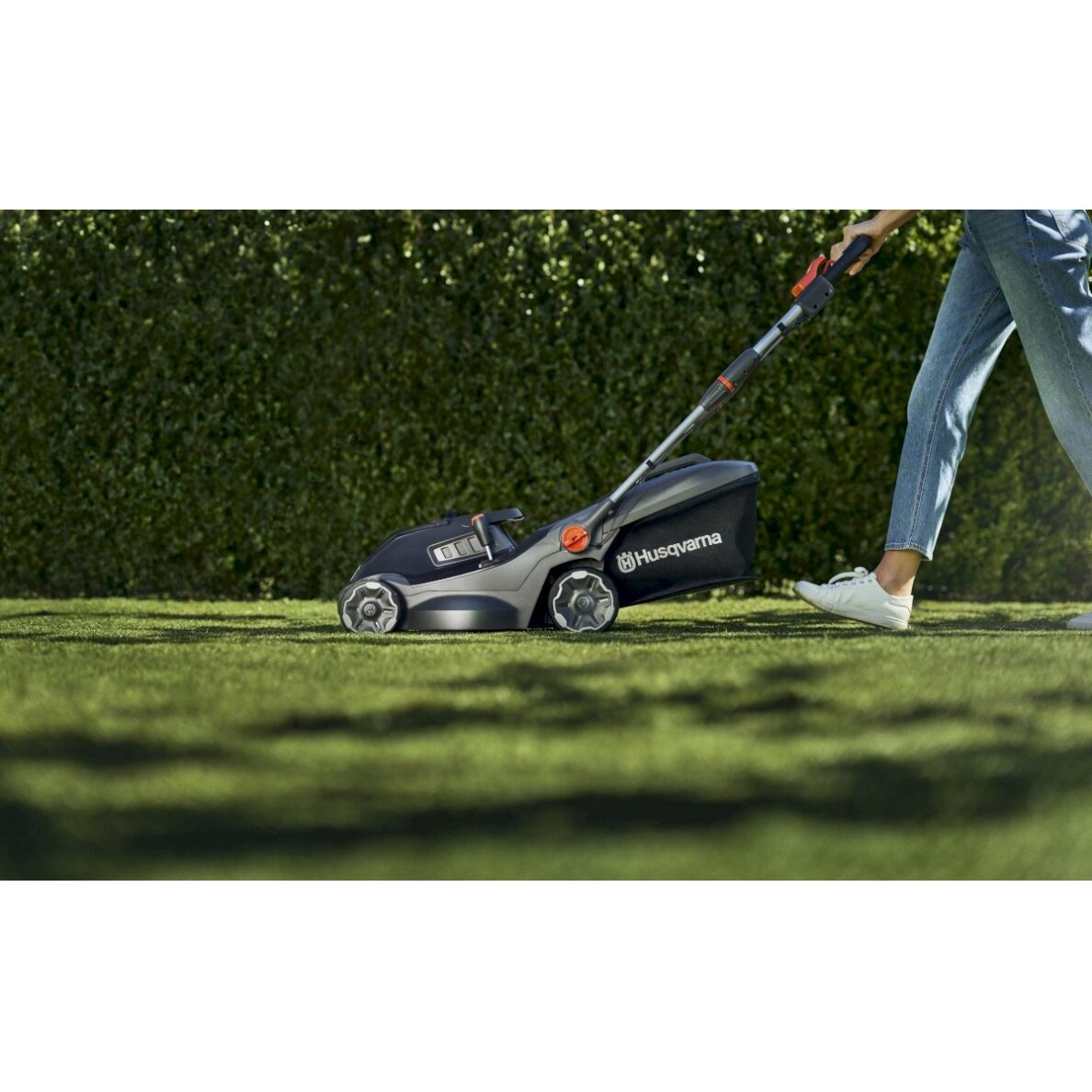 VEJAPJOVĖ AKUMULIATORINĖ HUSQVARNA ASPIRE LC34-P4A SU BATERIJA 6 VEJAPJOVĖ AKUMULIATORINĖ HUSQVARNA ASPIRE LC34-P4A SU BATERIJA 6